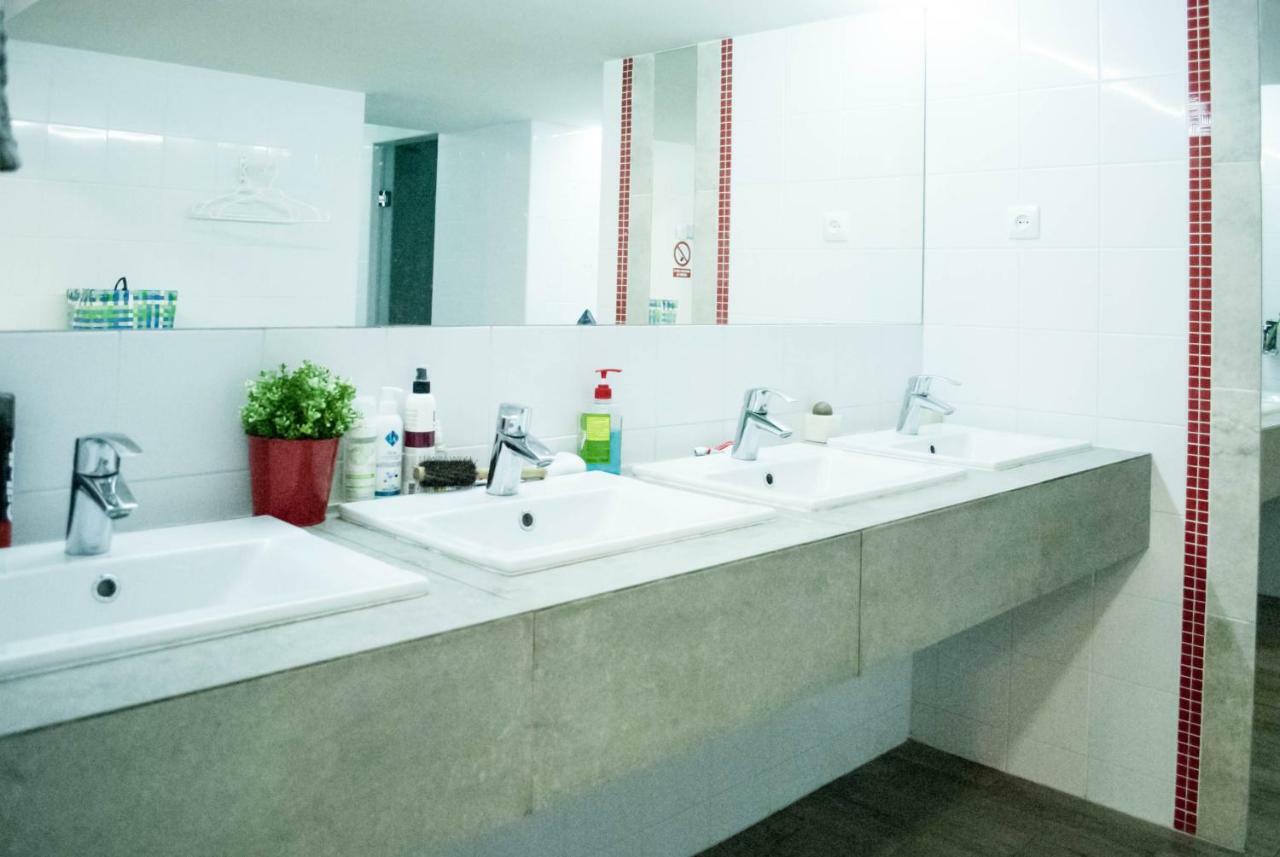 Hostel Uyutniy Dvorik 敖德萨 外观 照片